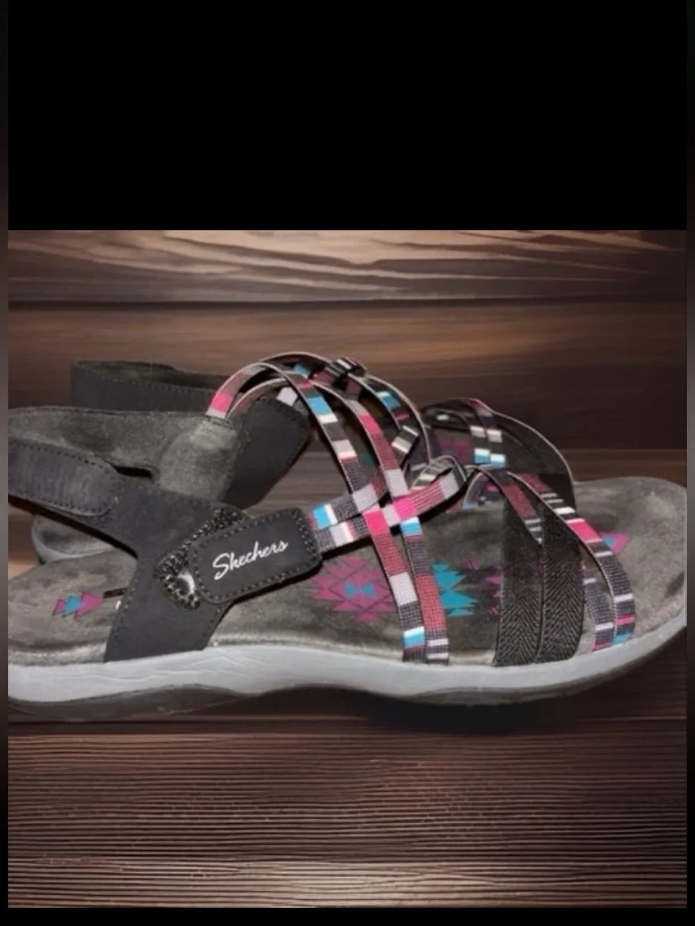 Skechers Reggae Slim Daydream Believer sandals. Women’s size 9.5